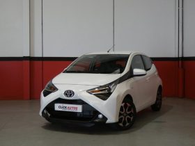 TOYOTA AYGO 1.0 70CV X-PLAY