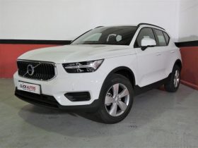 VOLVO XC40 1.5 163CV T3 MOMENTUM CORE AUTO