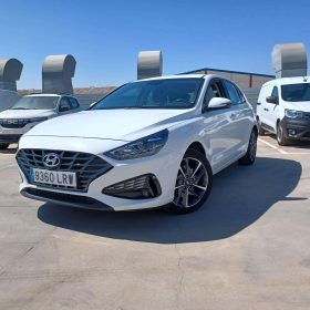 HYUNDAI I30 1.5 DPI KLASS SLX (110CV) BERLINA CON PORTÓN