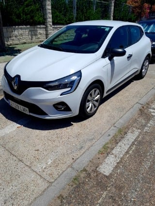 RENAULT CLIO 1.5 BLUE DCI BUSINESS 63KW (85CV) BERLINA CON PORTÓN