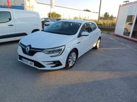 RENAULT MEGANE 1.5 BLUE DCI BUSINESS 85KW (115CV) BERLINA CON PORTÓN