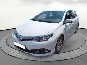 TOYOTA AURIS 1.8 140H HYBRID ACTIVE (BUSINESS PLUS)