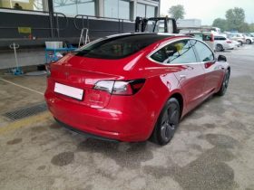 TESLA MODEL 3 GRAN AUTONOMIA AWD