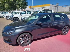 HYUNDAI I30 1.5 DPI KLASS SLX (110CV) BERLINA CON PORTÓN