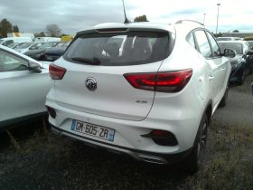 MG ZS 1.5 LUXURY