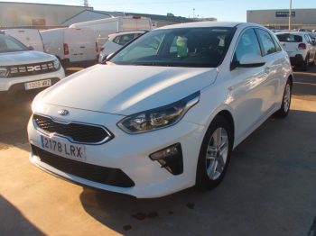 KIA CEED 1.0 T-GDI 74KW DRIVE (100CV) BERLINA CON PORTÓN