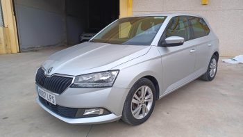 SKODA FABIA 1.0 TSI 70KW AMBITION PLUS (95CV) BERLINA CON PORTÓN