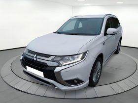 MITSUBISHI OUTLANDER 2.4 PHEV MOTION 4WD PLUG IN