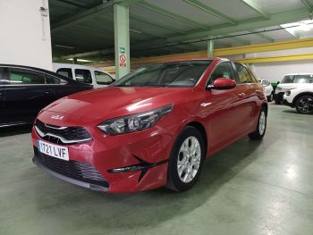 KIA CEED 1.0 T-GDI 74KW DRIVE (100CV) BERLINA CON PORTÓN