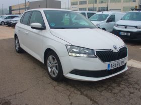 SKODA FABIA 1.0 TSI 70KW AMBITION PLUS (95CV) BERLINA CON PORTÓN