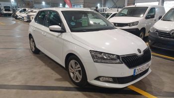 SKODA FABIA 1.0 TSI 70KW AMBITION PLUS (95CV) BERLINA CON PORTÓN