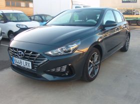 HYUNDAI I30 1.5 DPI KLASS SLX (110CV) BERLINA CON PORTÓN