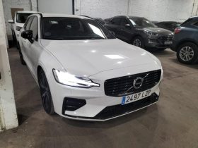 VOLVO V60 2.0 B4 (D) R-DESIGN AUTO