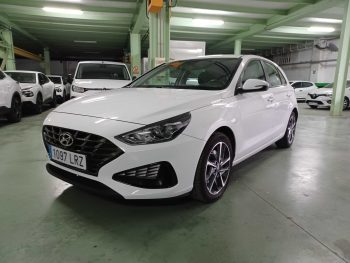 HYUNDAI I30 1.5 DPI KLASS SLX (110CV) BERLINA CON PORTÓN