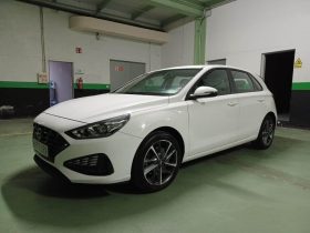 HYUNDAI I30 1.5 DPI KLASS SLX (110CV) BERLINA CON PORTÓN