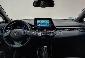 TOYOTA C-HR TOYOTA C-HR 1.8 125H ADVANCE