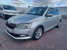SKODA FABIA 1.0 TSI 70KW AMBITION PLUS (95CV) BERLINA CON PORTÓN