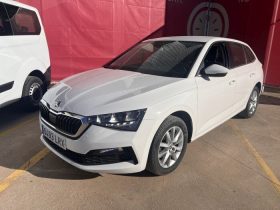 SKODA SCALA 1.0 TSI 81KW AMBITION (110CV) BERLINA CON PORTÓN