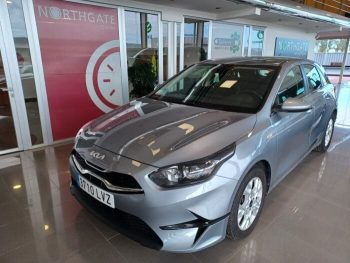 KIA CEED 1.0 T-GDI 74KW DRIVE (100CV) BERLINA CON PORTÓN