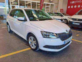 SKODA FABIA 1.0 TSI 70KW AMBITION PLUS (95CV) BERLINA CON PORTÓN