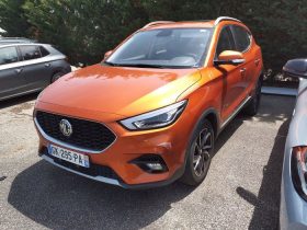 MG ZS 1.0T LUXURY