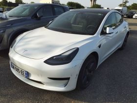 TESLA MODEL 3 RWD
