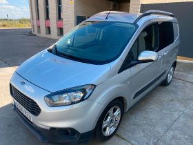 FORD TRANSIT COURIER KOMBI 1.0 ECOBOOST 75KW TREND