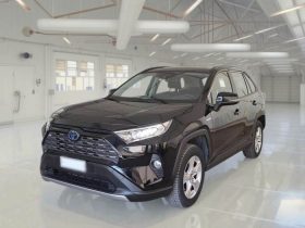 TOYOTA RAV4 2.5L 220H BUSINESS