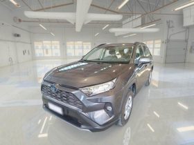 TOYOTA RAV4 2.5L 220H BUSINESS