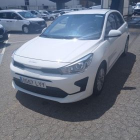 KIA RIO 1.2 DPI CONCEPT (84CV) BERLINA CON PORTÓN