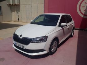 SKODA FABIA 1.0 TSI 70KW AMBITION PLUS (95CV) BERLINA CON PORTÓN