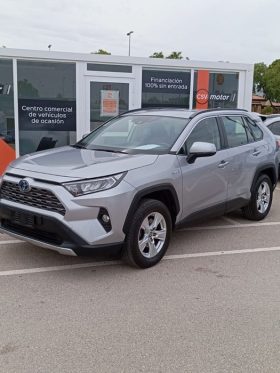 TOYOTA RAV4 2.5L 220H BUSINESS