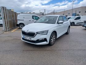 SKODA SCALA 1.0 TSI 81KW AMBITION (110CV) BERLINA CON PORTÓN