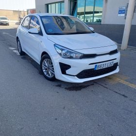 KIA RIO 1.2 DPI CONCEPT (84CV) BERLINA CON PORTÓN