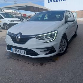 RENAULT MEGANE 1.5 BLUE DCI BUSINESS 85KW (115CV) BERLINA CON PORTÓN