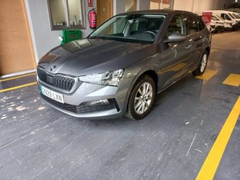 SKODA SCALA 1.0 TSI 81KW EMOTION (110CV) BERLINA CON PORTÓN
