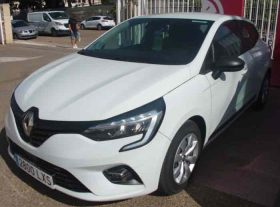 RENAULT CLIO 1.5 BLUE DCI 74KW BUSINESS (100CV) BERLINA CON PORTÓN