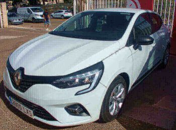 RENAULT CLIO 1.5 BLUE DCI 74KW BUSINESS (100CV) BERLINA CON PORTÓN