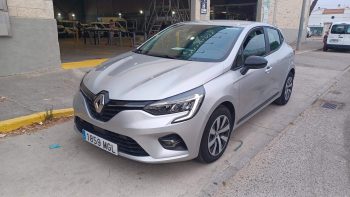 RENAULT CLIO 1.5 BLUE DCI 74KW EQUILIBRE (100CV) BERLINA CON PORTÓN