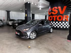TOYOTA YARIS 1.5 120H ACTIVE PLUS