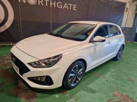 HYUNDAI I30 1.5 DPI KLASS SLX (110CV) BERLINA CON PORTÓN